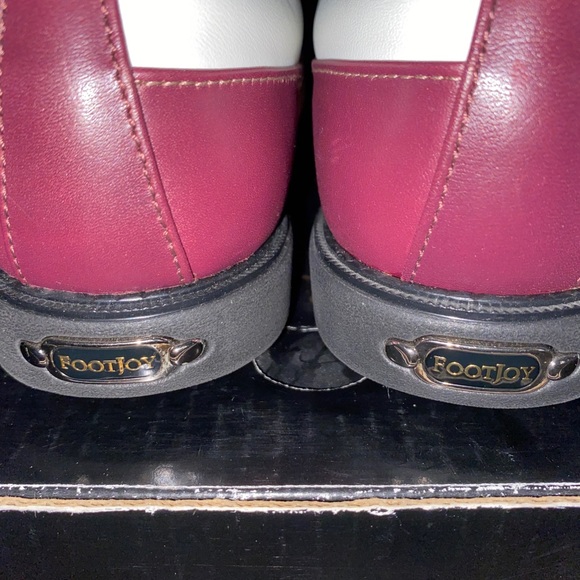 Golf Shoes for Women - Picture 4 of 5